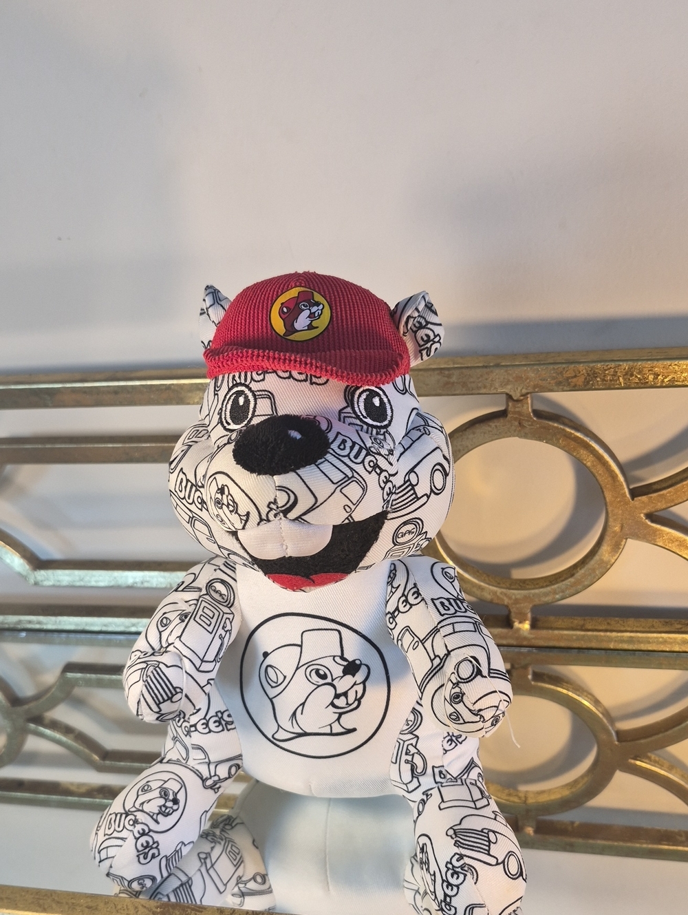 Buc-ee's Doodle Beaver Plush, 9", White Multi.